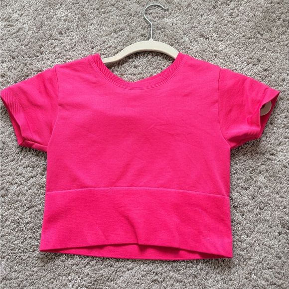 Offline Crop top Bundle of 5 - Hot pink, peach, Blue, Black, White - Picture 2 of 7